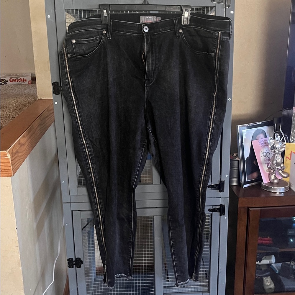 Torrid Black Sky High Skinny Pants